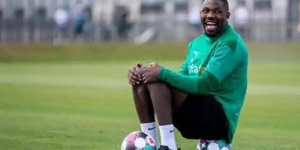 德塞利：小图拉姆增加边路的意识，齐沃可以开发“前场三角进攻”