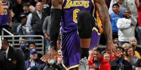 九游体育平台-NBA几乎不受伤5大球星，詹姆斯唯一手术是植发 一人16年全勤