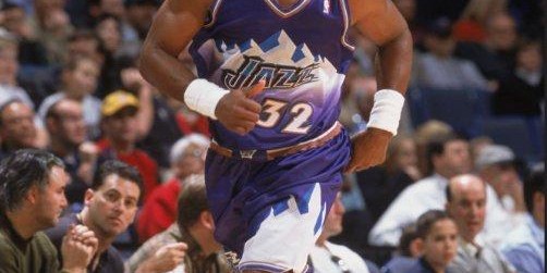 九游体育平台-NBA几乎不受伤5大球星，詹姆斯唯一手术是植发 一人16年全勤